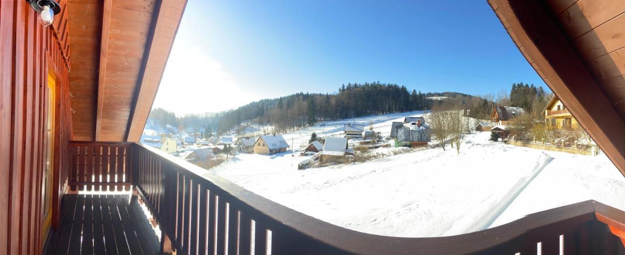 Rodinný dům na Sluneční stráni Dolni Dvur Esterno foto