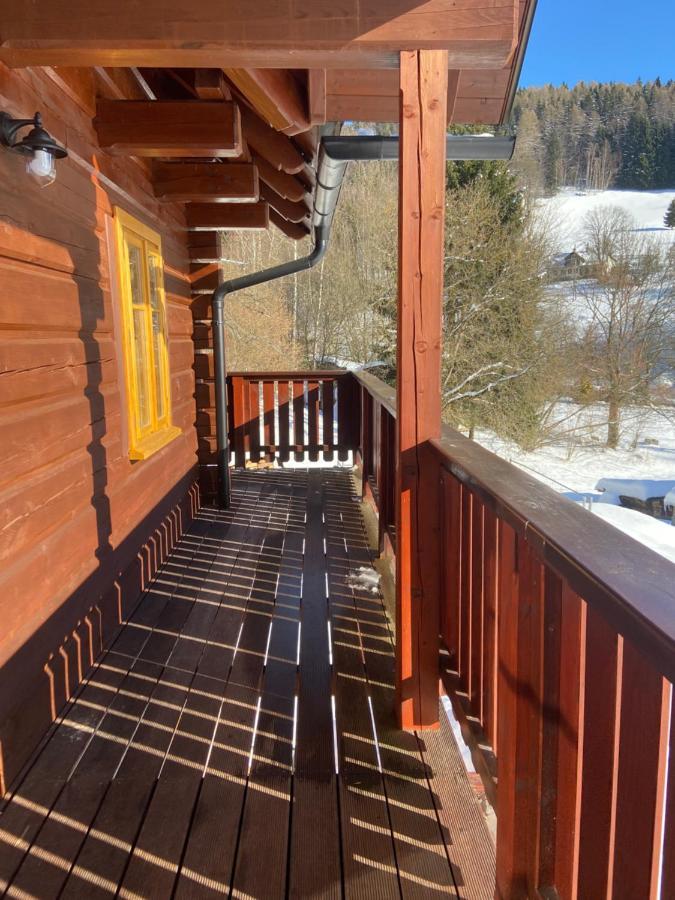 Rodinný dům na Sluneční stráni Dolni Dvur Esterno foto